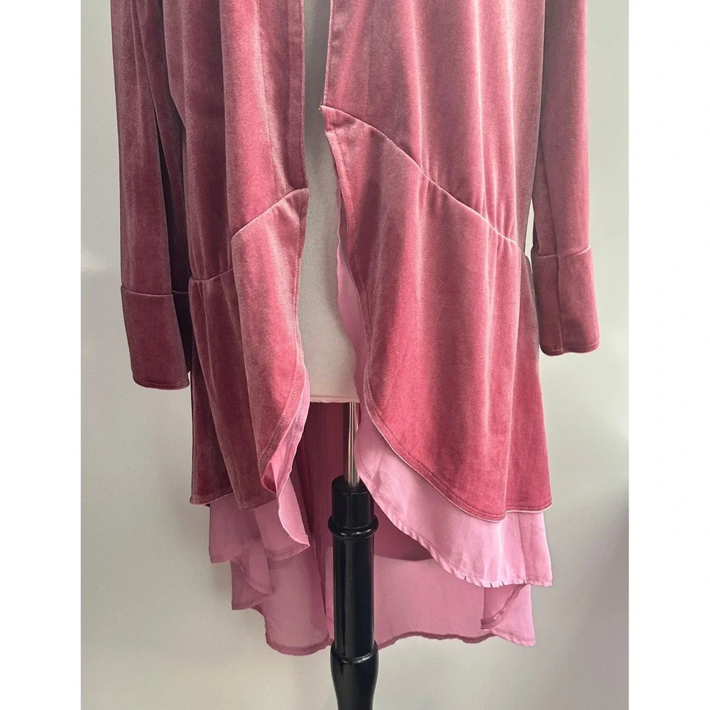 R. Vivimos Velvet Duster Cardigan Pink Open Front Waterfall Hem Chic Medium NWOT